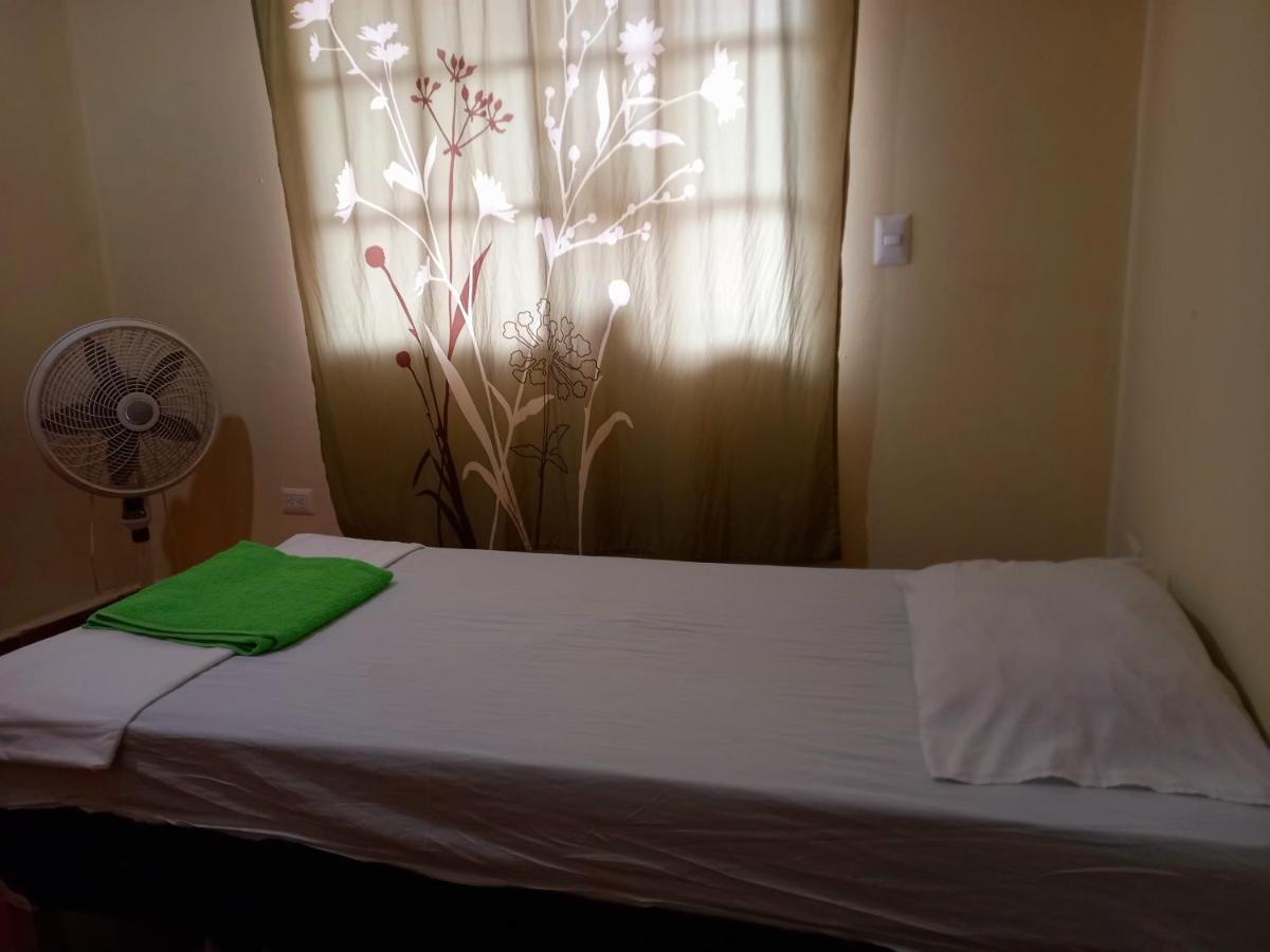 Hostal Don Gato Granada Buitenkant foto